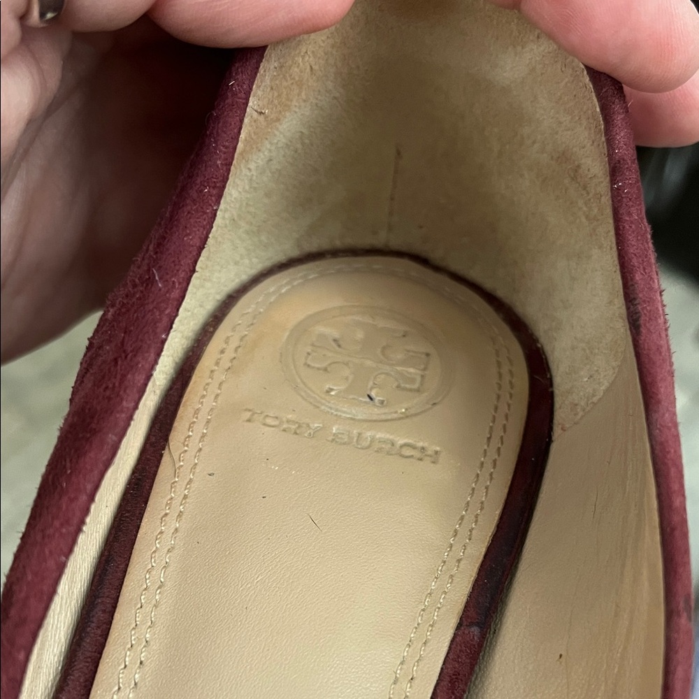 Tory Burch Evelyn Plum Maroon Suede Block Heels Size 9.5 M Shoes - Picture 8 of 14
